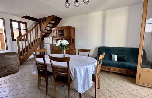 Tharon-Plage Maison | Maison Front de Mer by Interhome