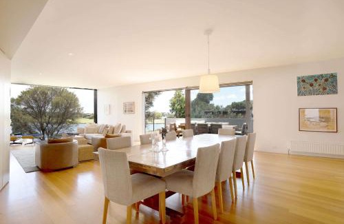 Torquay Maison | Front Row Golf & Lake Views Luxe Coastal Retreat