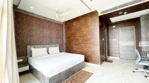 Puri Hôtel | Front-Sea-View HOTEL TBS Near Jagannath Temple -SWIMMING POOL Restaurant- Lift and Parking Facilities - Fully Air Conditioning Hotel - A Top Rated Luxuary Hotel