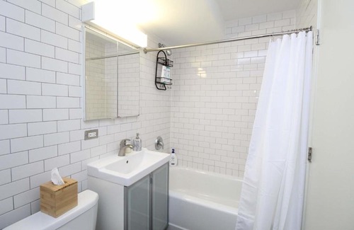 Indian Village Appartement | FRONTDESK Modern Studio Apt in East Hyde Park