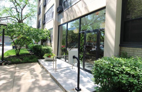 Indian Village Appartement | FRONTDESK Modern Studio Apt in East Hyde Park