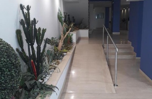 Giulianova Appartement | FRONTE MARE-CENTRALE-Riviera Palace-Giulianova-Apartment-affitti solo da Sabato a Sabato