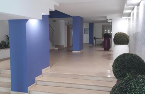Giulianova Appartement | FRONTE MARE-CENTRALE-Riviera Palace-Giulianova-Apartment-affitti solo da Sabato a Sabato