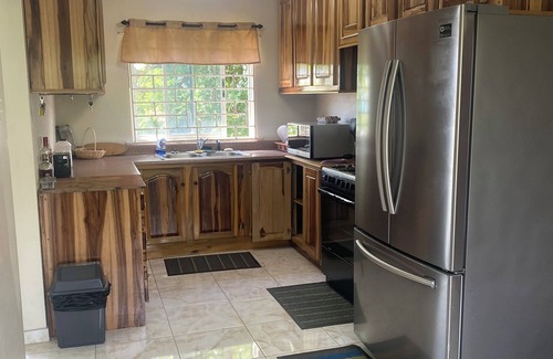 Yallahs Maison | Fruitful paradise Charming house with WiFi welcoming you to enjoy and relax