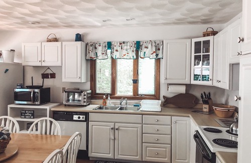 Standish Cottage | Île Frye Sebago Lake Maine Grand chalet propre 8 personnes +