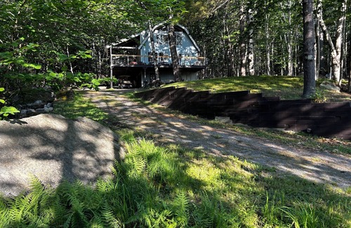 Standish Maison | Frye Island, Sebago Lake, Maine - Available Monday-Friday - Single Family