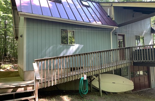 Standish Maison | Frye Island, Sebago Lake, Maine - Available Monday-Friday - Single Family