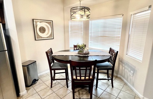 Mesquite Copropriété | Full amenities in kitchen, bathroom and bedrooms with gym, Pool and Hot Tub