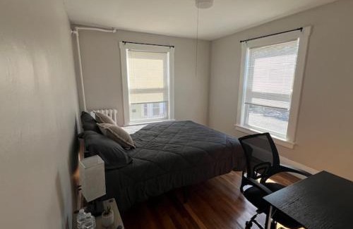 Lynn Appartement | Full Apartment in Lynn - Fits 5 people