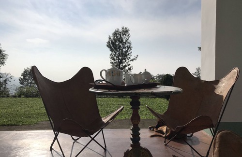 Hildummulla Cottage | Pensión completa en una finca de té orgánico en lo alto de las colinas: cabaña entera con personal