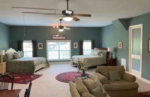 Kedron Maison | Full Circle Farm Inn