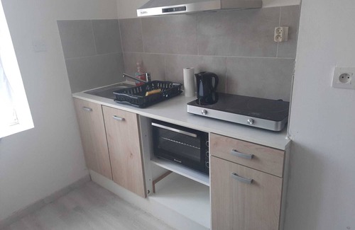 Saint-Julien-Molin-Molette Appartement | Appartement équipé, Saint-Julien-Molin-Molette