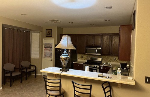 Las Vegas Maison | Full home for your family! less than 20 min from Las Vegas Strip.