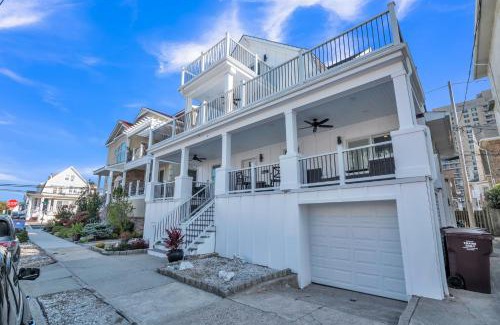 Ventnor City Maison | Full House Beach Block Sleeps 26 Ocean views