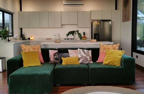 Santa Teresa Location De Bateaux | Full Ocean View Glass House. Fully Equipped Kitchen, AC, 100mb wifi, TV