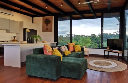 Santa Teresa Location De Bateaux | Full Ocean View Glass House. Fully Equipped Kitchen, AC, 100mb wifi, TV