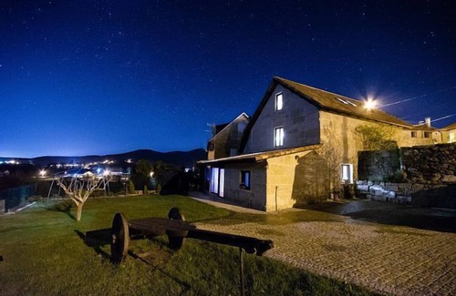 Ponte Caldelas Cottage | Gîte O Eido do Farruco pour 8 personnes