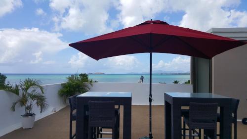 Hucares Appartement | Fully Air-Conditioned Beach Front Penthouse Apartment