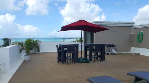 Hucares Appartement | Fully Air-Conditioned Beach Front Penthouse Apartment