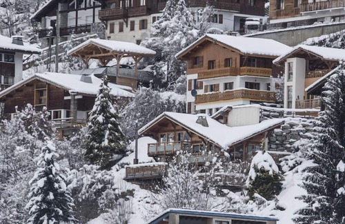 Morzine Chalet De Ski | Fully catered Chalet with Stunning Views and Hot Tub , Morzine, Portes du Soleil