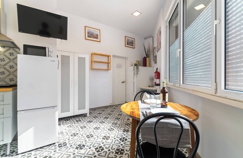 Sant Adria de Besos Appartement | Fully equipped studio, 15 minutes from downtown BCN, 8 min. walk from the beach