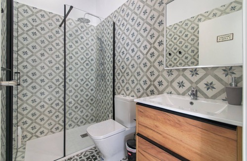 Sant Adria de Besos Appartement | Fully equipped studio, 15 minutes from downtown BCN, 8 min. walk from the beach