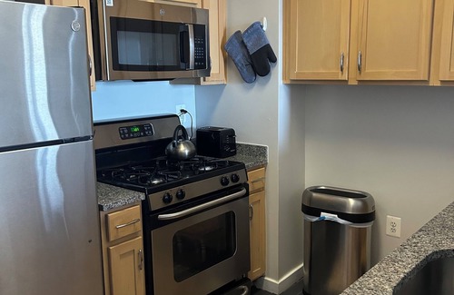 Clarendon Appartement | Fully equipped 1-bedroom, pool, gym & parking in Clarendon, Arlington