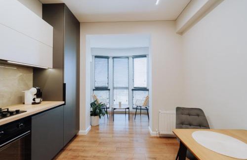 Chisinau Appartement | Fully equipped 1BR by Monuments & Shopping Spots