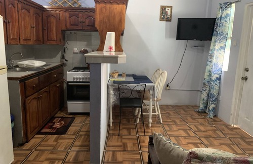 The Lime Appartement | Fully equipped 2 BR A/C Apartment in Grand Anse