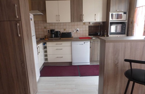 Saint-Cere Appartement | appartement en plein centre ville, tout équipé, la location se fait sans animaux