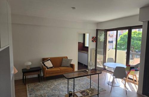 Rueil-Malmaison Appartement | Fully-equipped large studio with terrace