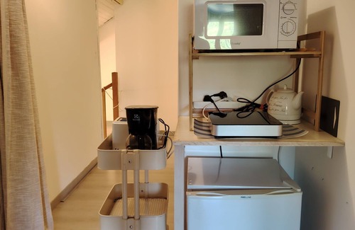 Massiac Appartement | Fully-equipped private room in volcano country