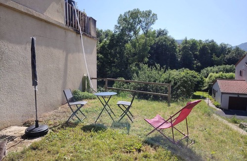 Massiac Appartement | Fully-equipped private room in volcano country