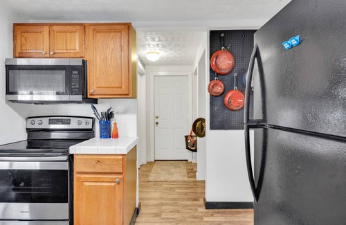 Canon City Maison | Fully fenced Yard with Fire Pit!