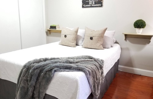 Nashua Copropriété | Fully Furnished 1st Floor, 1 Bed, 1 Bath Condo
