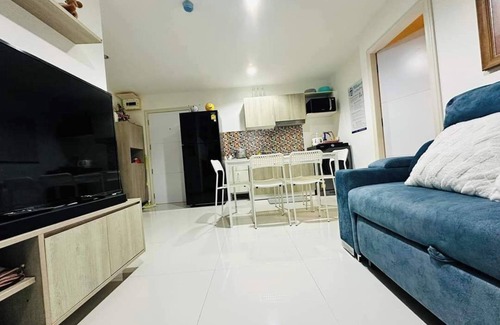 Talat Khwan Appartement | Fully Furnished 2 Bed and 2 BathApartment with Pool & Fitness + WiFi!