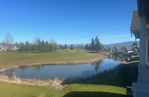 Lynden Copropriété | Condo de golf de luxe - Entièrement meublé - Séjour minimum requis de 30 jours