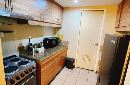 Mandaluyong Copropriété | Fully Furnished 3-bedroom condo in the heart of Mandaluyong with great amenities
