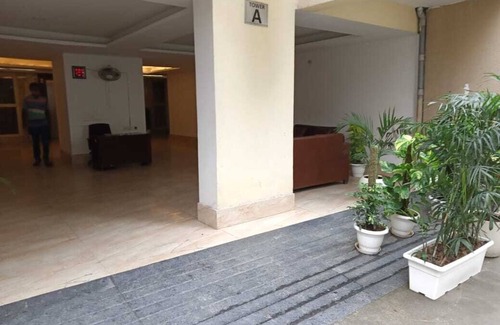 Greater Noida Appartement | Fully Furnished 3 Bedroom Apartment@ Greater Noida