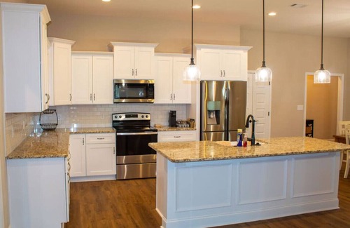 Warner Robins Appartement | Fully Furnished 3BR · Subdivision Amenities