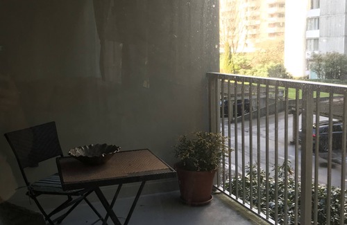 West Vancouver Appartement | Appartement entièrement meublé dans un quartier calme, emplacement idéal!