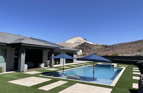 Calico Ridge Maison | Fully Furnished Henderson Hideaway by Lake LV