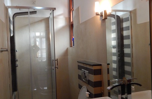 Thalawatugoda Maison | Maison entièrement meublée à louer à long ou à court terme