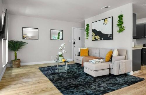 South San Mateo Appartement | Fully Furnished King Bed 1B1B by Tech Giants & Stanford Near SFO