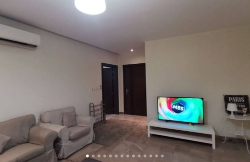 Al-Hamra'a Appartement | Appartement sur le toit entièrement meublé À LOUER 2BR / unité 21