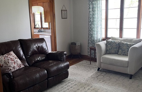 Town of Varick Maison | Fully Furnished Seneca Lake Lakefront Rental
