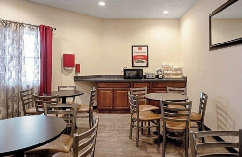 Clinton Appartement | Fully Furnished Studio Available + breakfast and cleaning, 1 week min stay