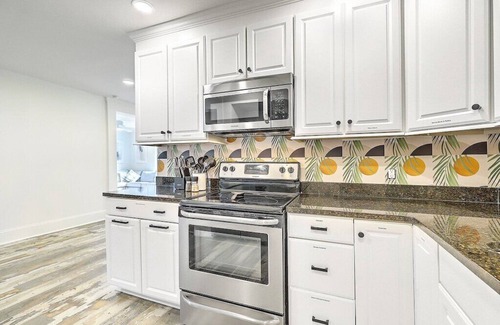 Mount Pleasant Maison | Fully Loaded Home ~ Kid Friendly ~ Outdoor Space