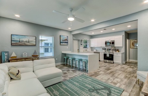 Historic District Maison | Fully renovated home walking distance to Canal St.