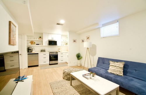 University Park Maison | Fully Renovated Gem near Cherry Creek North